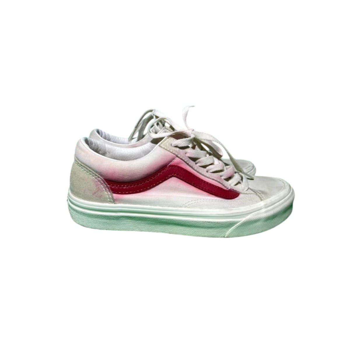 รีวิวแก้สีตกรองเท้า เชียงใหม่ ก่อนใช้บริการ