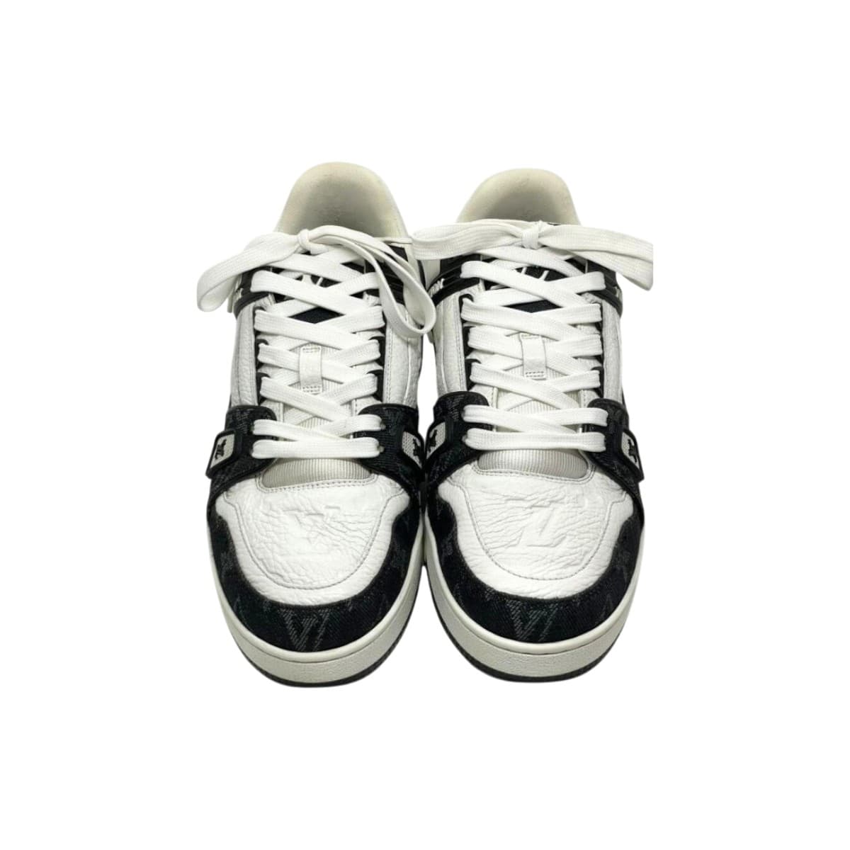 รีวิวซักรองเท้าแบรนด์เนม เชียงใหม่ หลังใช้บริการ